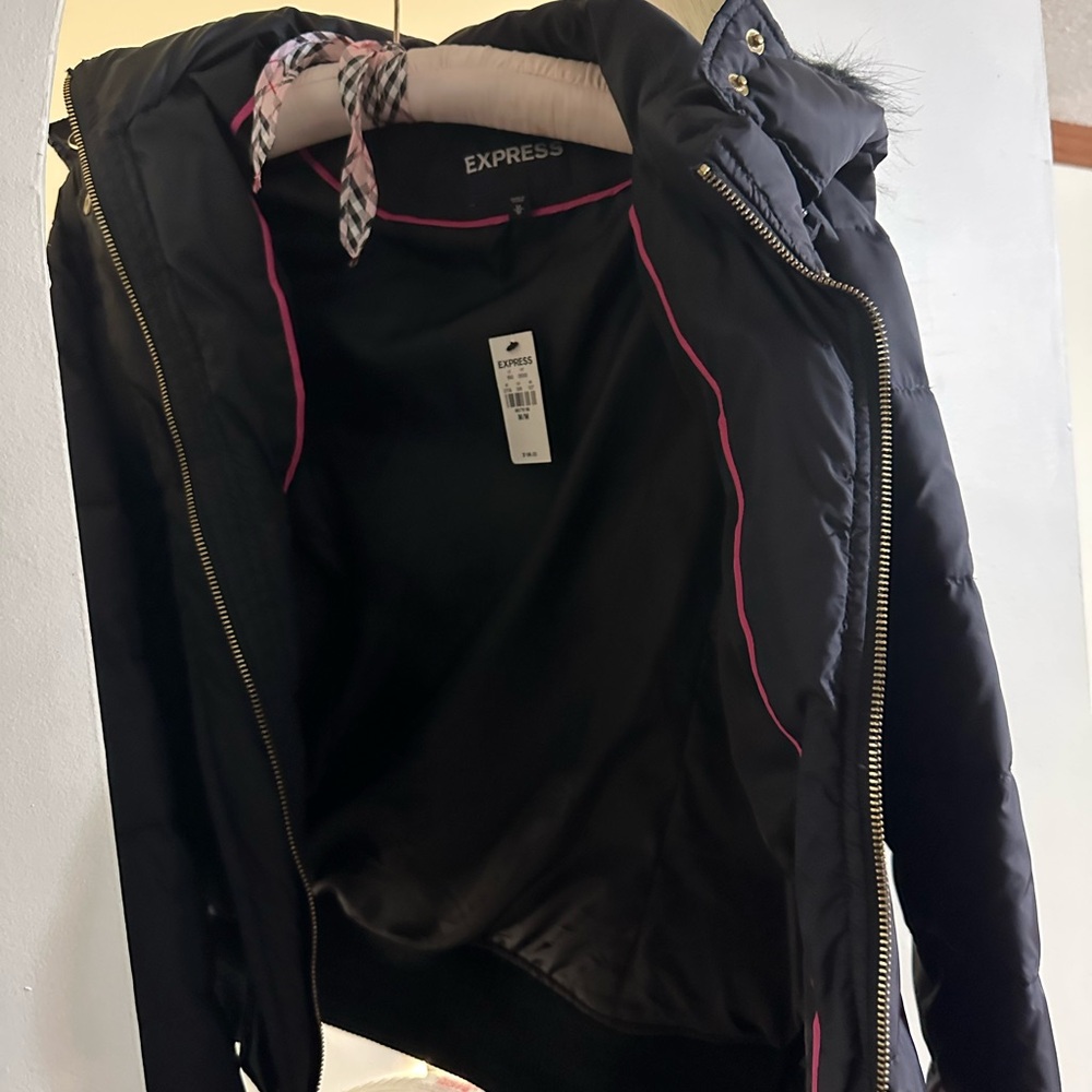 Express Women's Black Puffer Jacket